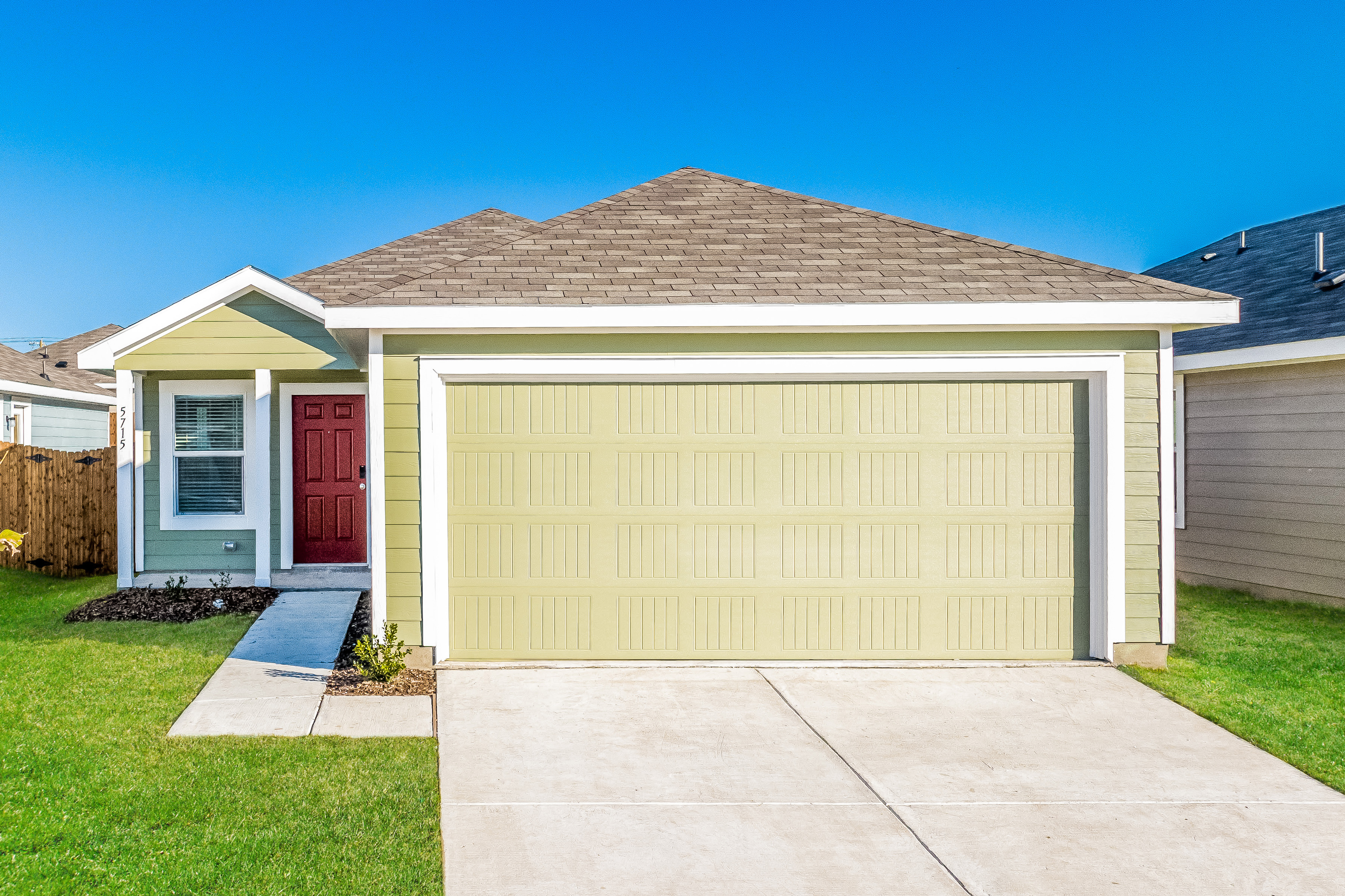 5715 Bristle Leaf Drive Princeton, TX 75407